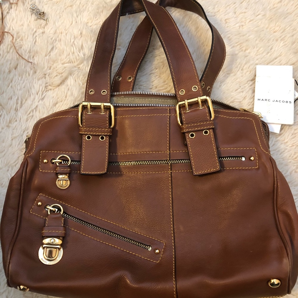 Marc Jacobs leather bag.